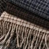 This checkered scarf is made of pure cotton and knitted fabric for both men and women, providing warmth in autumn and winter. It is fashionable and versatile Application Scenario